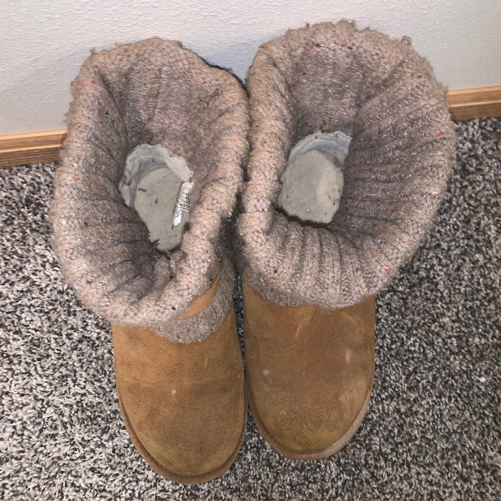 Brown Ugg Boots with Gray Knit Top